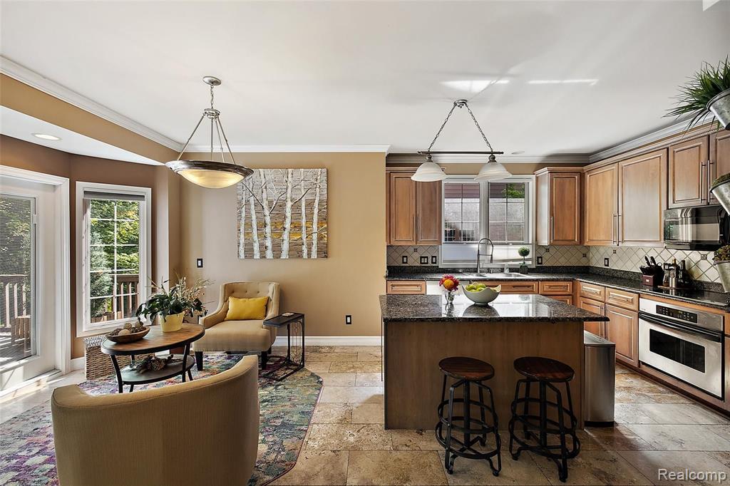 3501 Warwick Drive Rochester Hills, MI 48309 - Photo 14 of 67