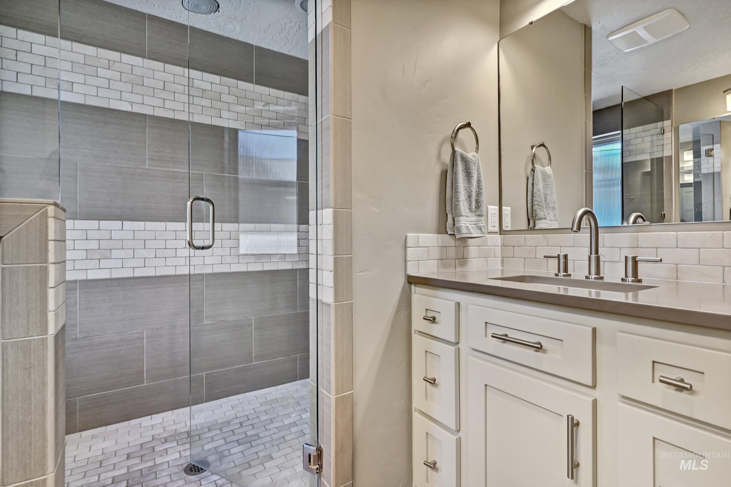 709 East Braemere Road Boise, ID 83702 - Photo 19 of 50