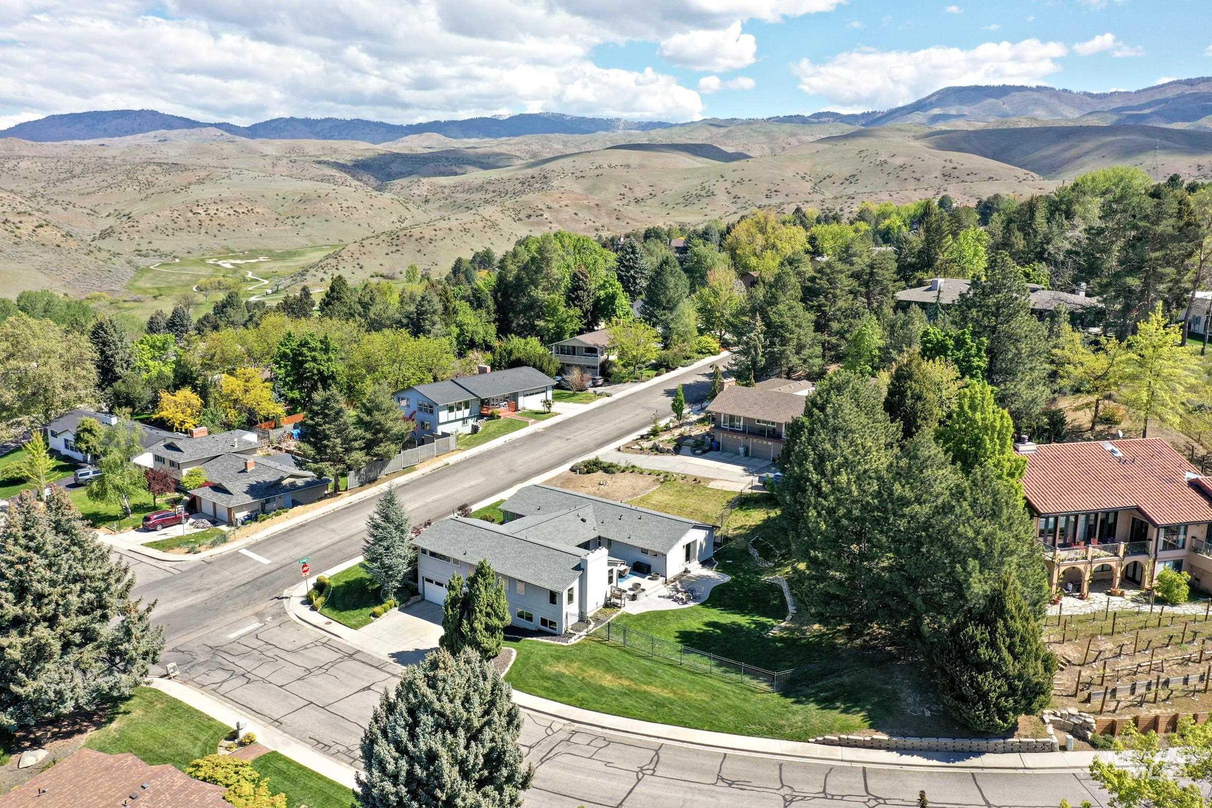 709 East Braemere Road Boise, ID 83702 - Photo 40 of 50