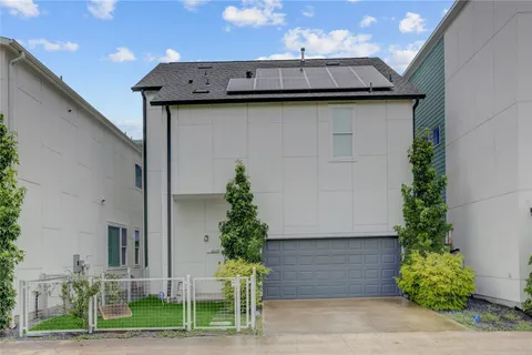 $569,500 | 9820 Mocking Bird Hill Lane, Houston, TX 77080