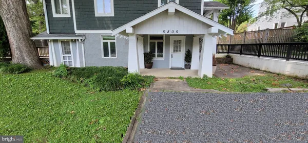 $3,195 | 5805 26th Street North, Unit 1, Arlington, VA 22207