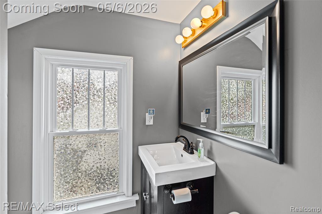111 West 3rd Street Davison, MI 48423 - Photo 35 of 44
