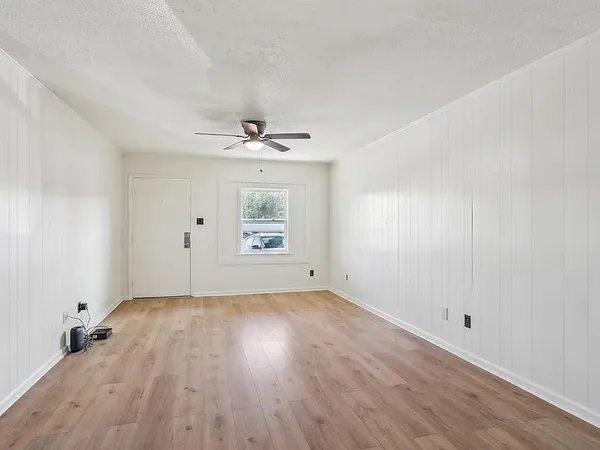 $600 | 40063 West I-55 Service Road, Ponchatoula, LA 70454