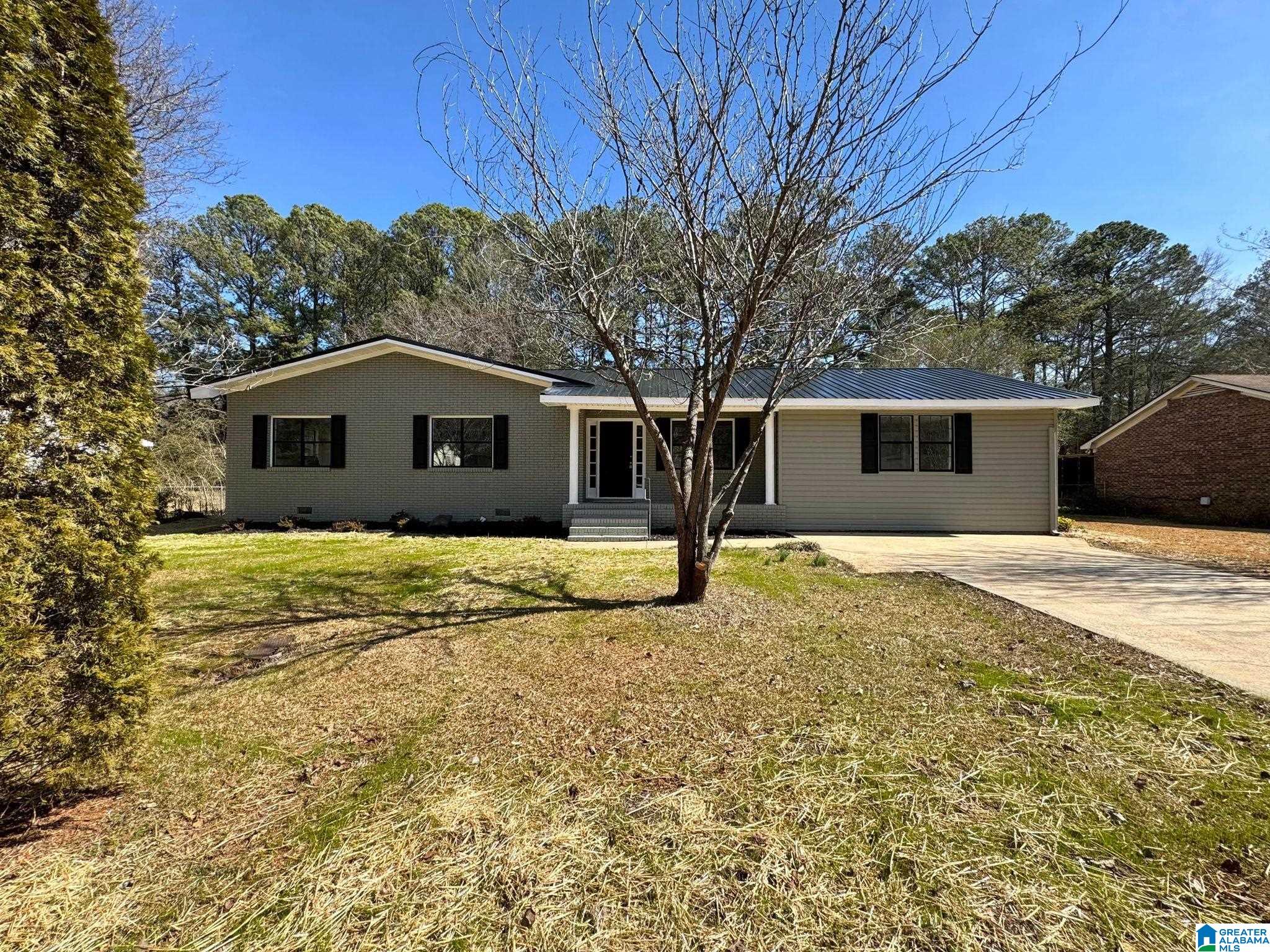 910 Ivan Drive Southwest Jacksonville, AL 36265 - Photo 1 of 19