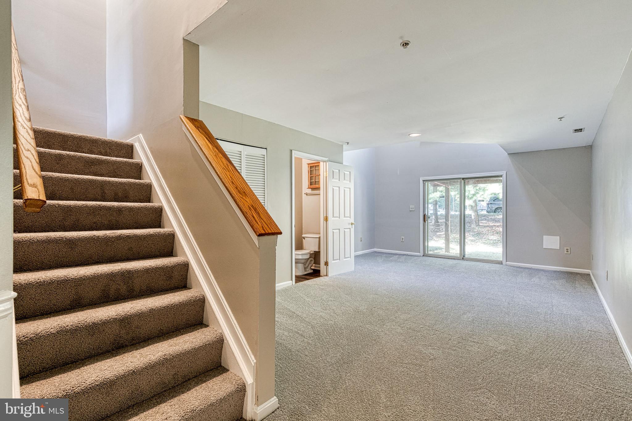 17 Bank Spring Court Owings Mills, MD 21117 - Photo 3 of 31