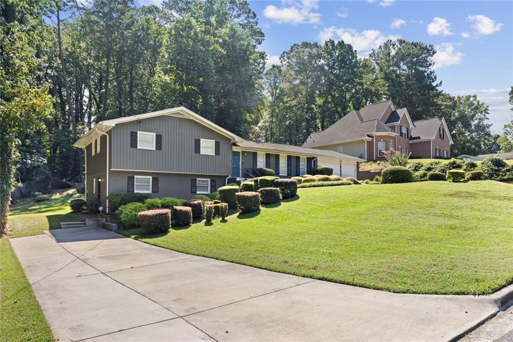 3518 Pomona Way East Point, GA 30344 - Photo 2 of 29 Gallery Image 2