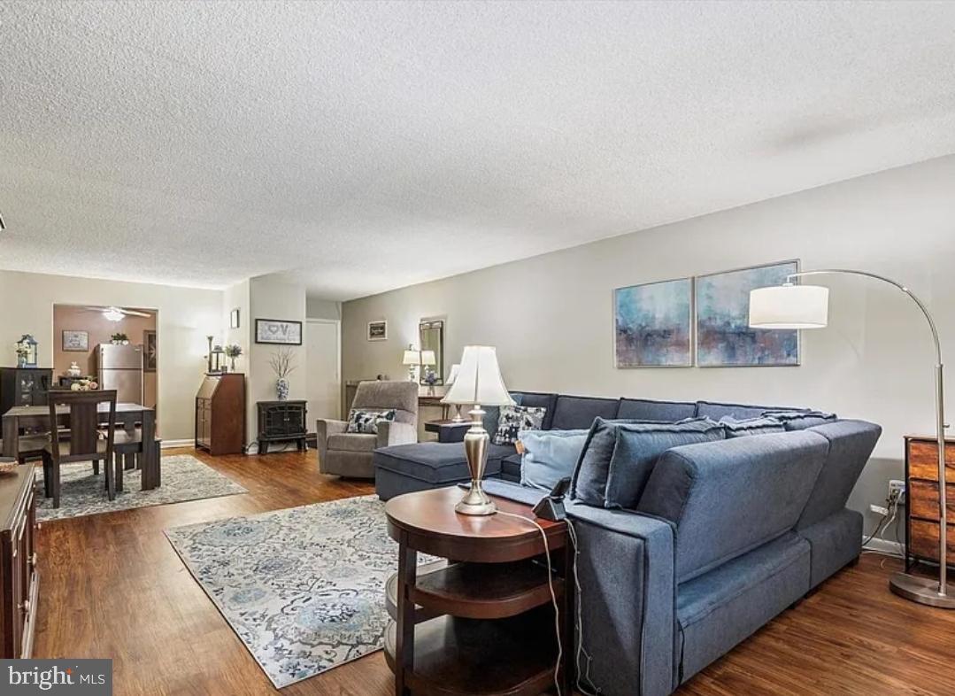 400 Glendale Road, Unit B13 Havertown, PA 19083 - Photo 8 of 25