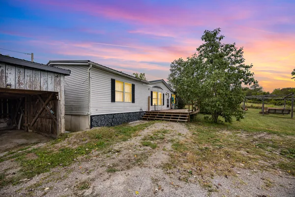 $101,793 | 1672 Wagel Road, Brooksville, KY 41004