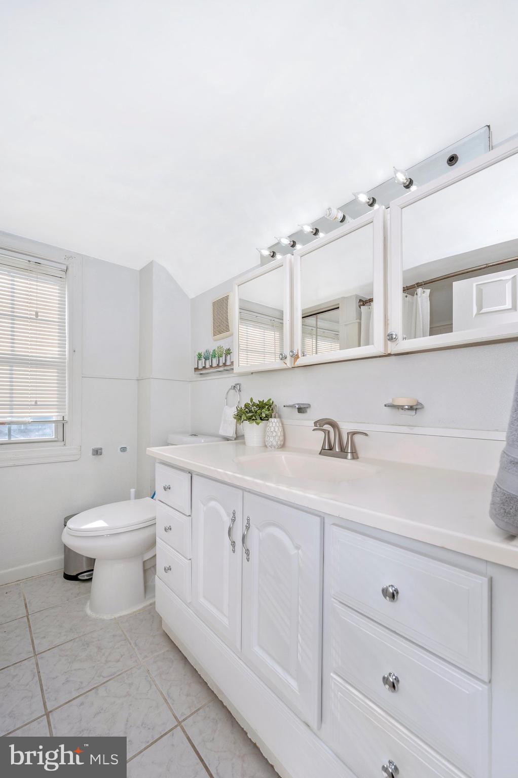 9384 North Laurel Road Laurel, MD 20723 - Photo 33 of 47 PDR_8011