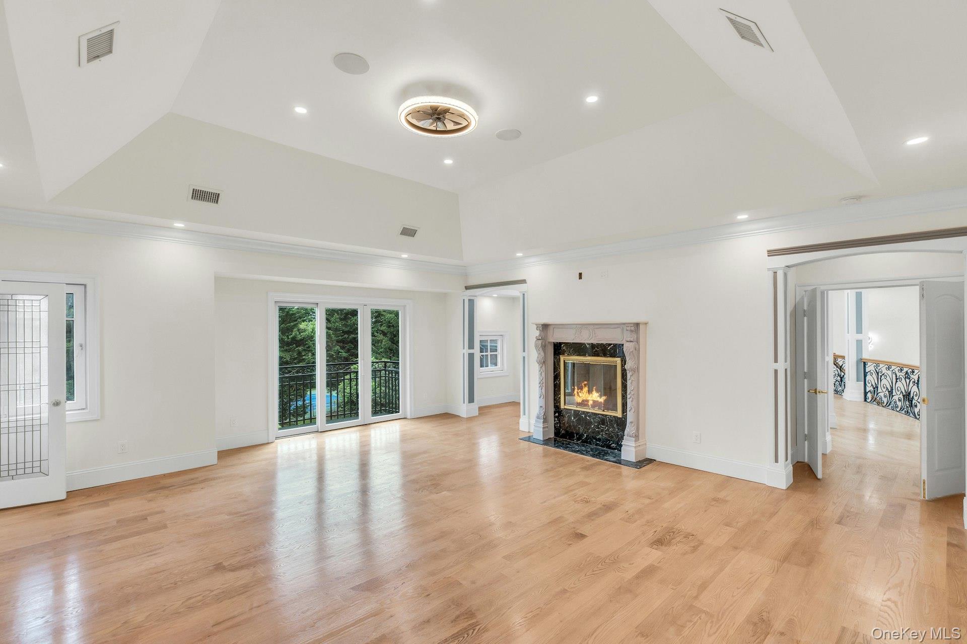12 Saddle Ridge Road Old Westbury, NY 11568 - Photo 23 of 50