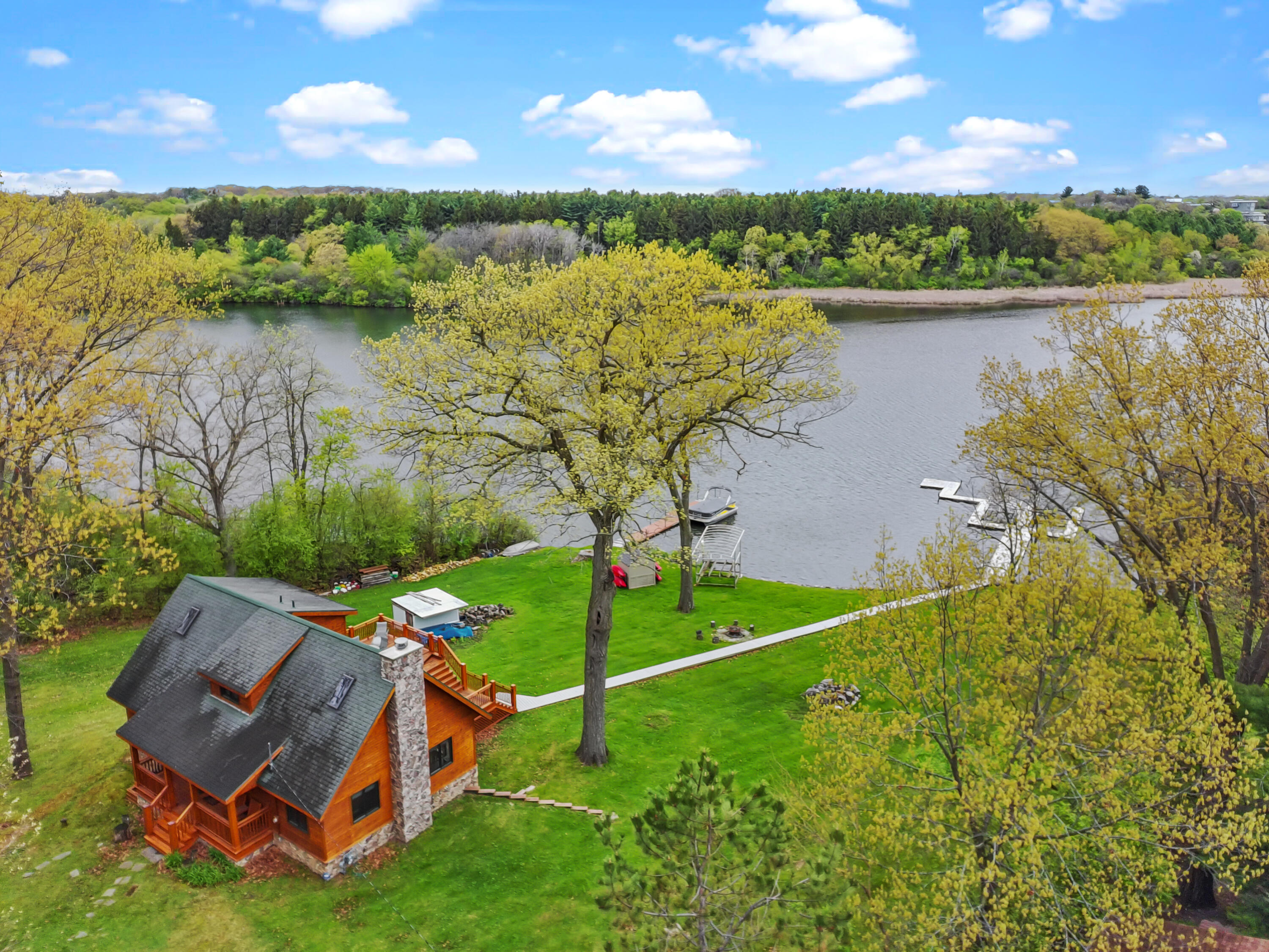 N6993 Oakwood Road Richmond, WI 53190 - Photo 12 of 59 AA10