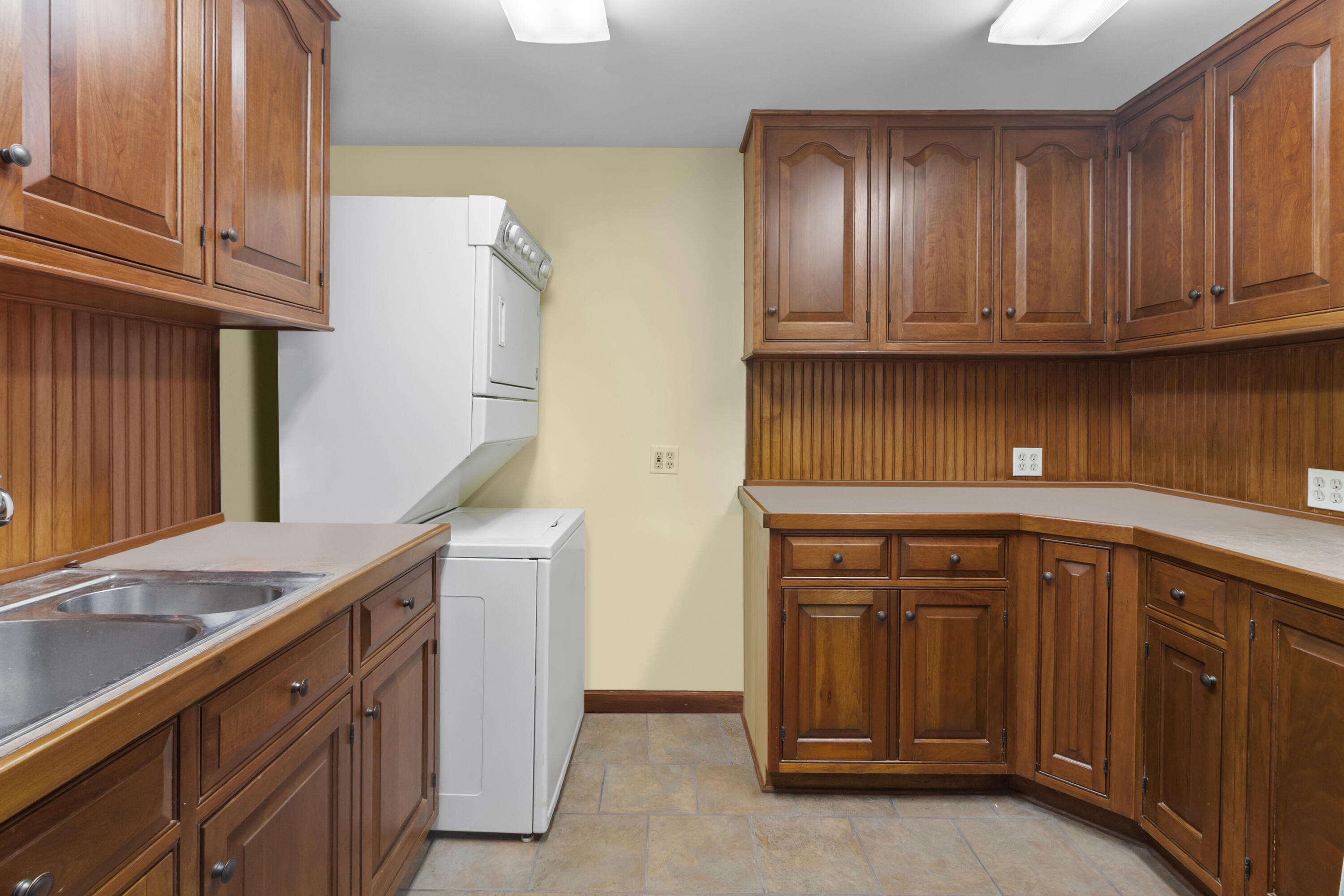 N6993 Oakwood Road Richmond, WI 53190 - Photo 45 of 59 hh4