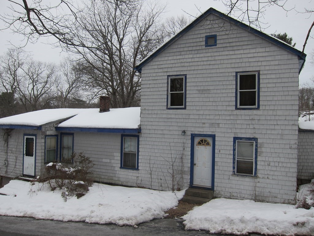 8 Chase Street Saugus, MA 01906 - Photo 3 of 11 Gallery Image 3
