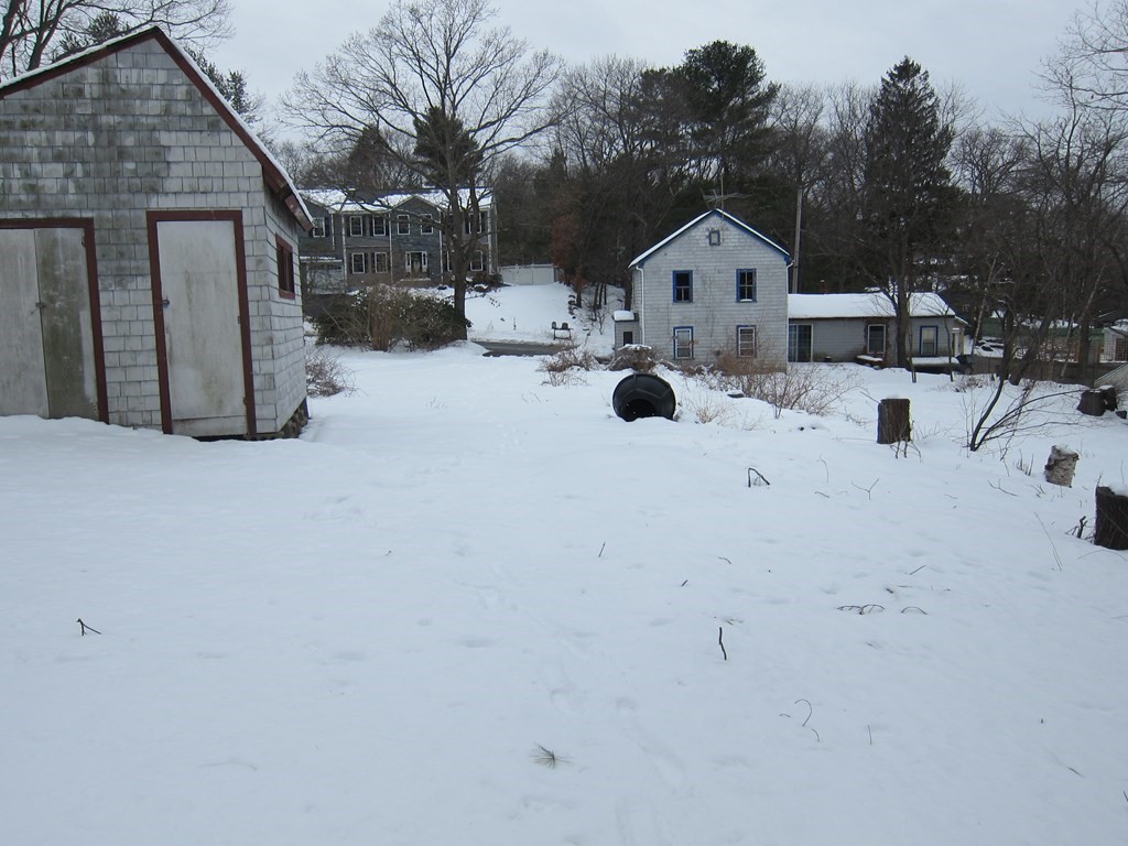 8 Chase Street Saugus, MA 01906 - Photo 7 of 11 Gallery Image 7