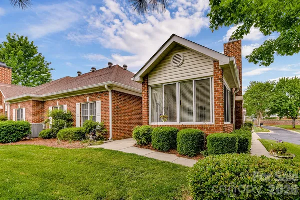 $395,000 | 8629 Windsor Ridge Drive, Charlotte, NC 28277