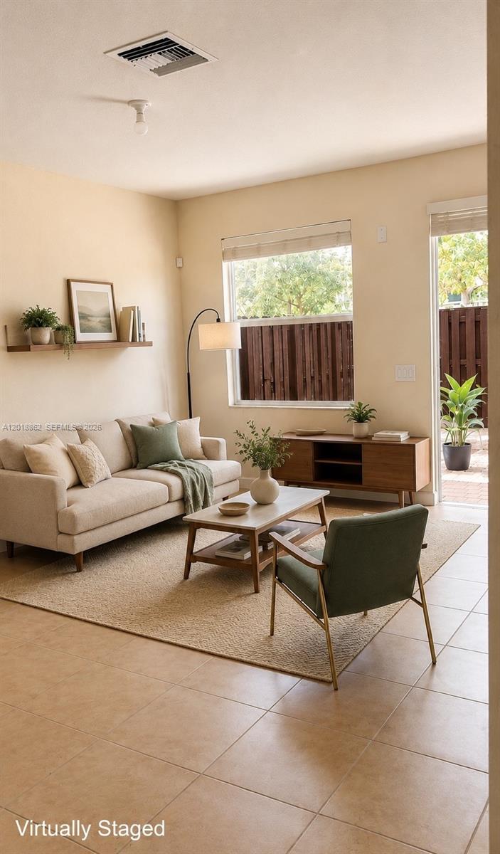 14724 Southwest 25th Lane Miami, FL 33185 - Photo 5 of 12