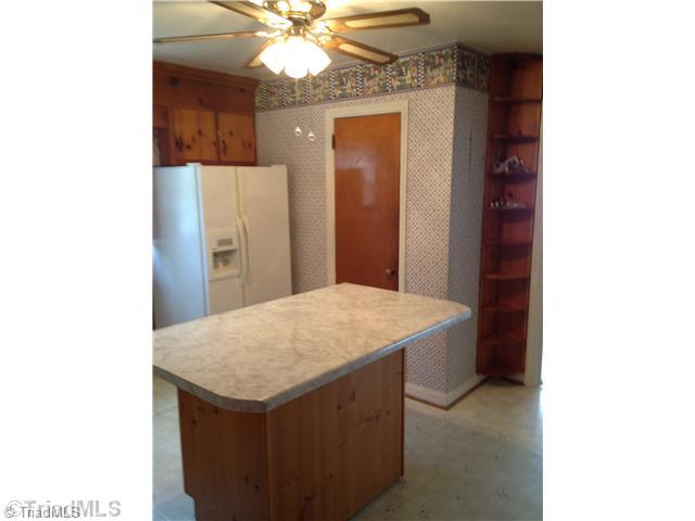 1215 Baker Road High Point, NC 27263 - Photo 3 of 12 Kitchen.