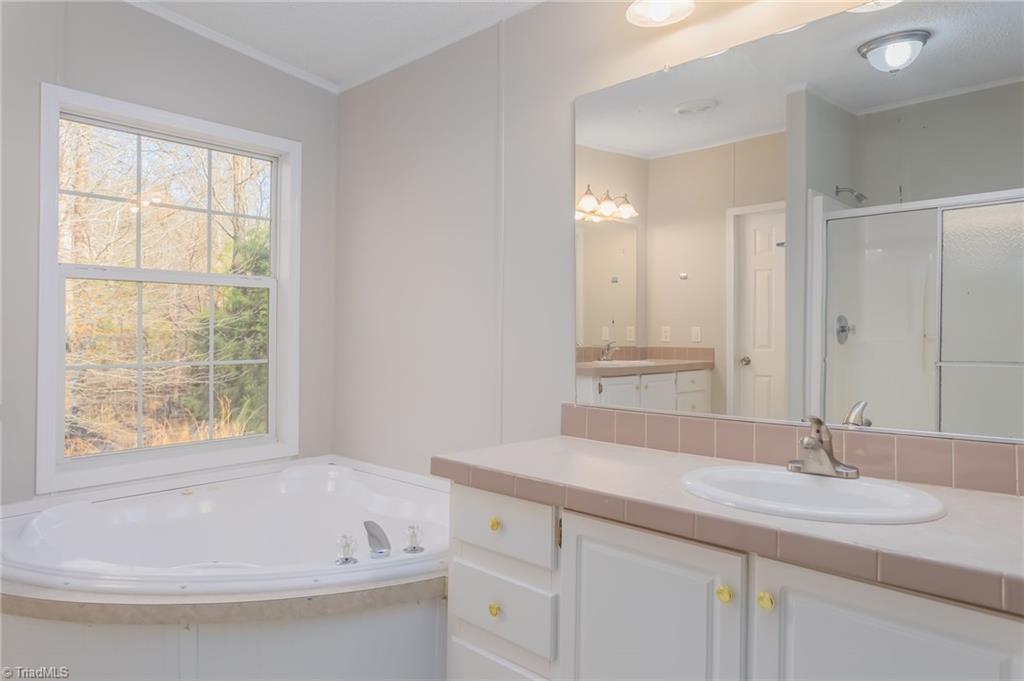 300 Winding Ridge Lane Lexington, NC 27292 - Photo 20 of 29 Gallery Image 20
