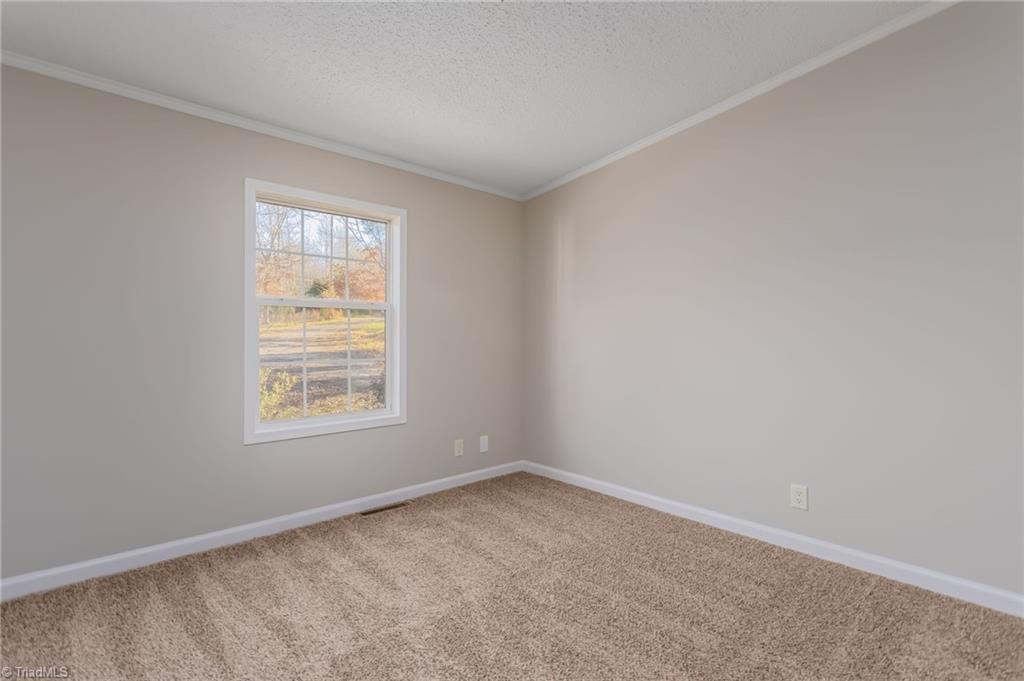300 Winding Ridge Lane Lexington, NC 27292 - Photo 23 of 29 Gallery Image 23