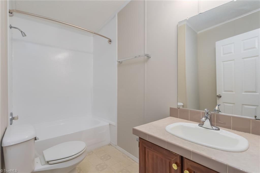 300 Winding Ridge Lane Lexington, NC 27292 - Photo 25 of 29 Gallery Image 25