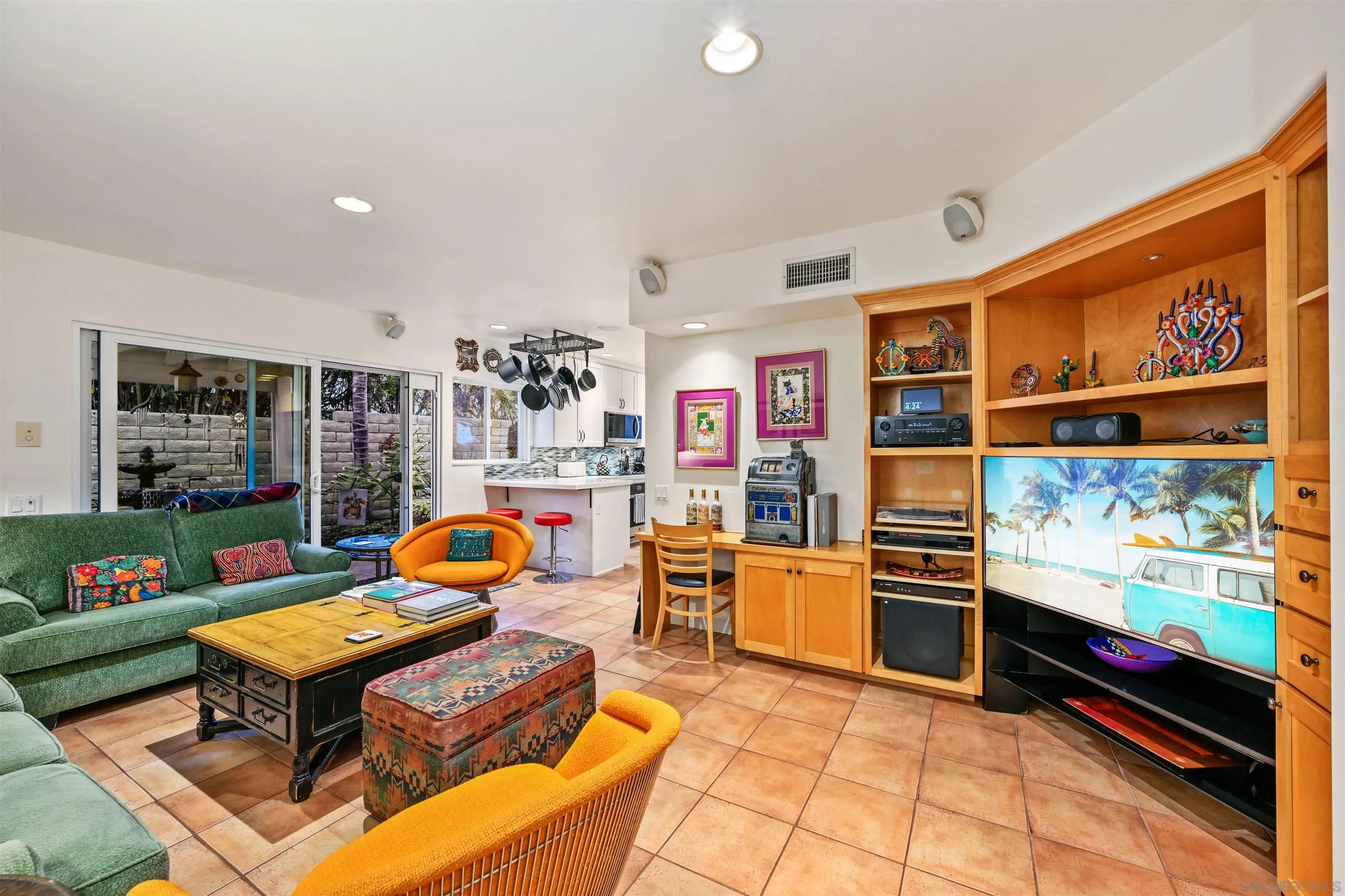 7215 Daffodil Place Carlsbad, CA 92011 - Photo 12 of 57