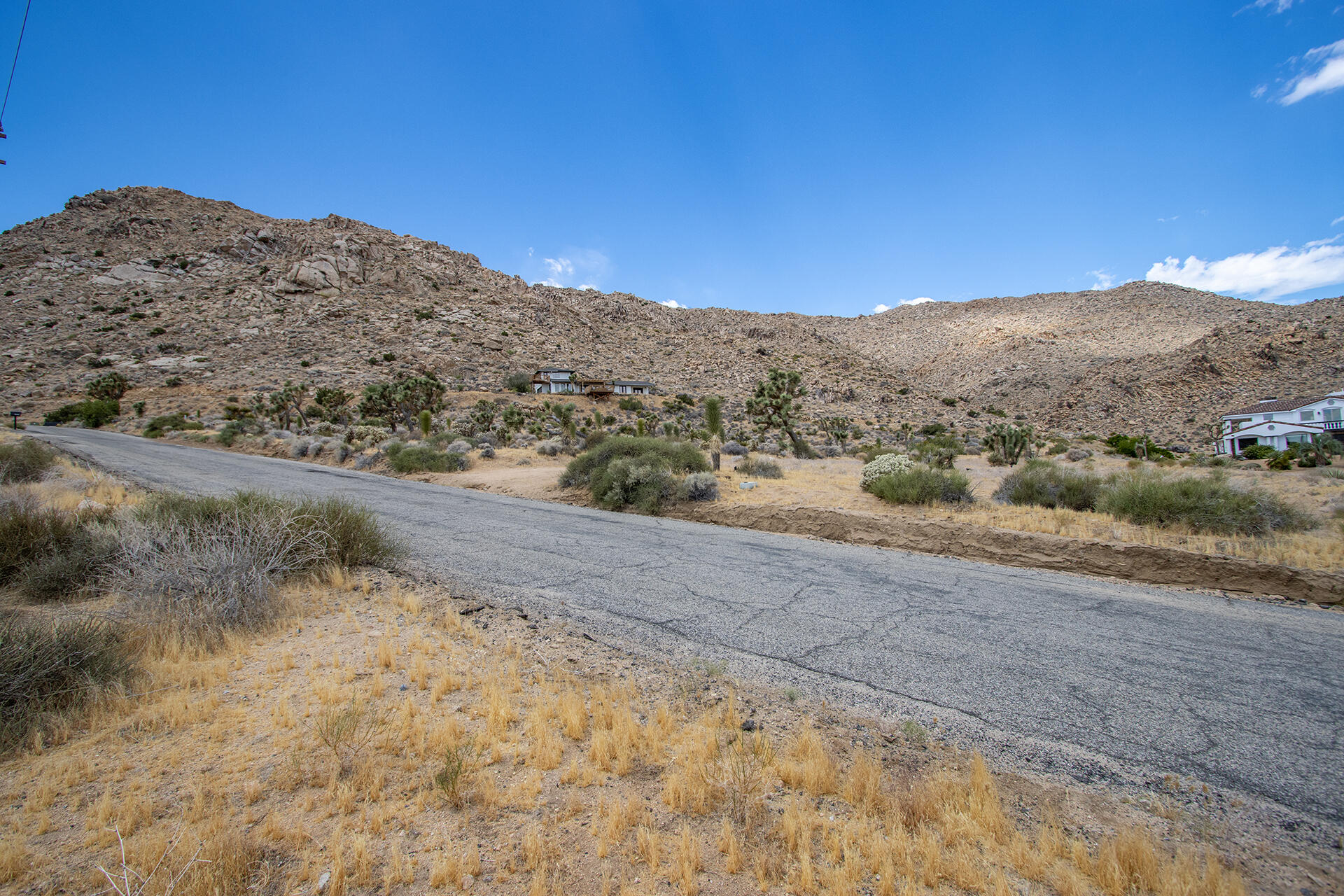 8021 Wesley Road Joshua Tree, CA 92252 - Photo 21 of 25 IMG_1901