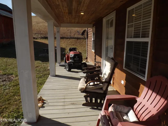 $500,000 | 223 Ulysses Daniels Lane, Harrogate, TN 37752