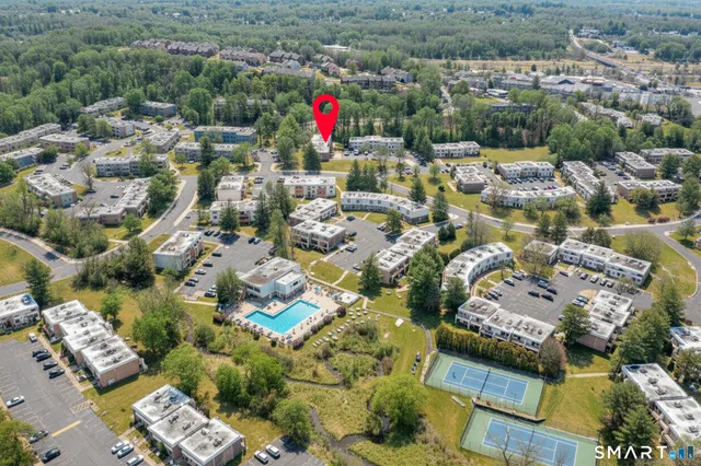 $240,000 | 3 Bayberry Court, Unit 3, Cromwell, CT 06416