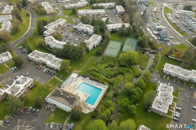 $240,000 | 3 Bayberry Court, Unit 3, Cromwell, CT 06416