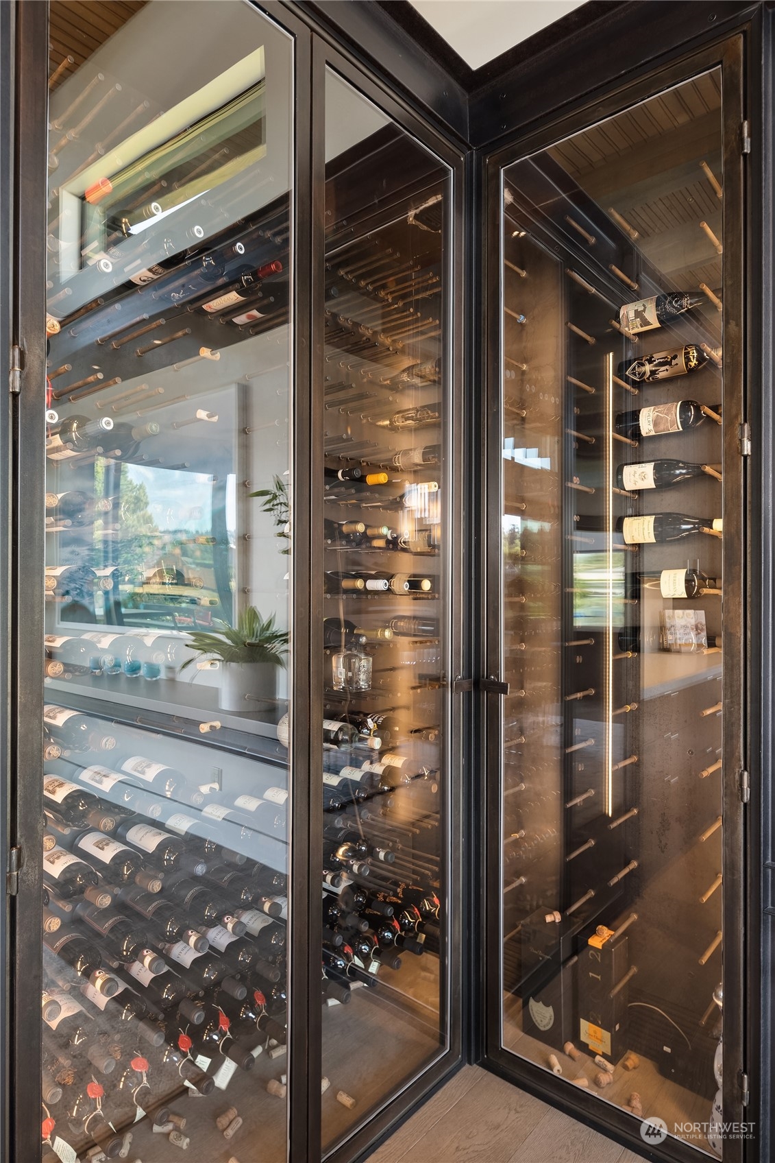 85 Cascade Key Bellevue, WA 98006 - Photo 17 of 37 a view of a door