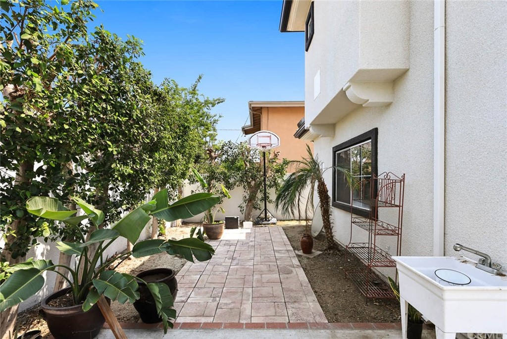 420 South 3rd Avenue Arcadia, CA 91006 - Photo 34 of 35