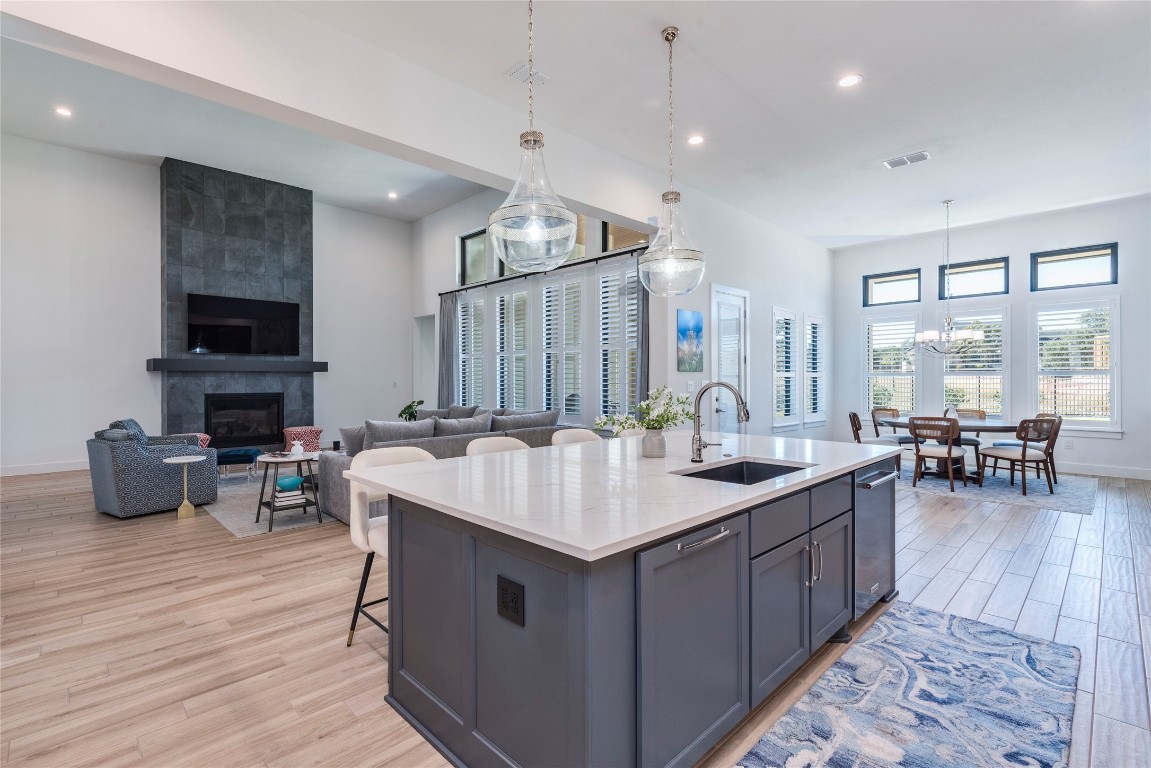 108 Gaucho Way Dripping Springs, TX 78620 - Photo 12 of 39 Kitchen