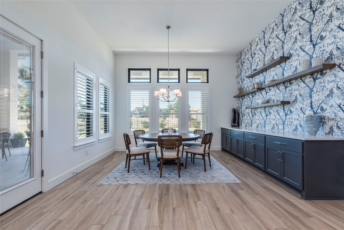 108 Gaucho Way Dripping Springs, TX 78620 - Photo 13 of 39 Dining