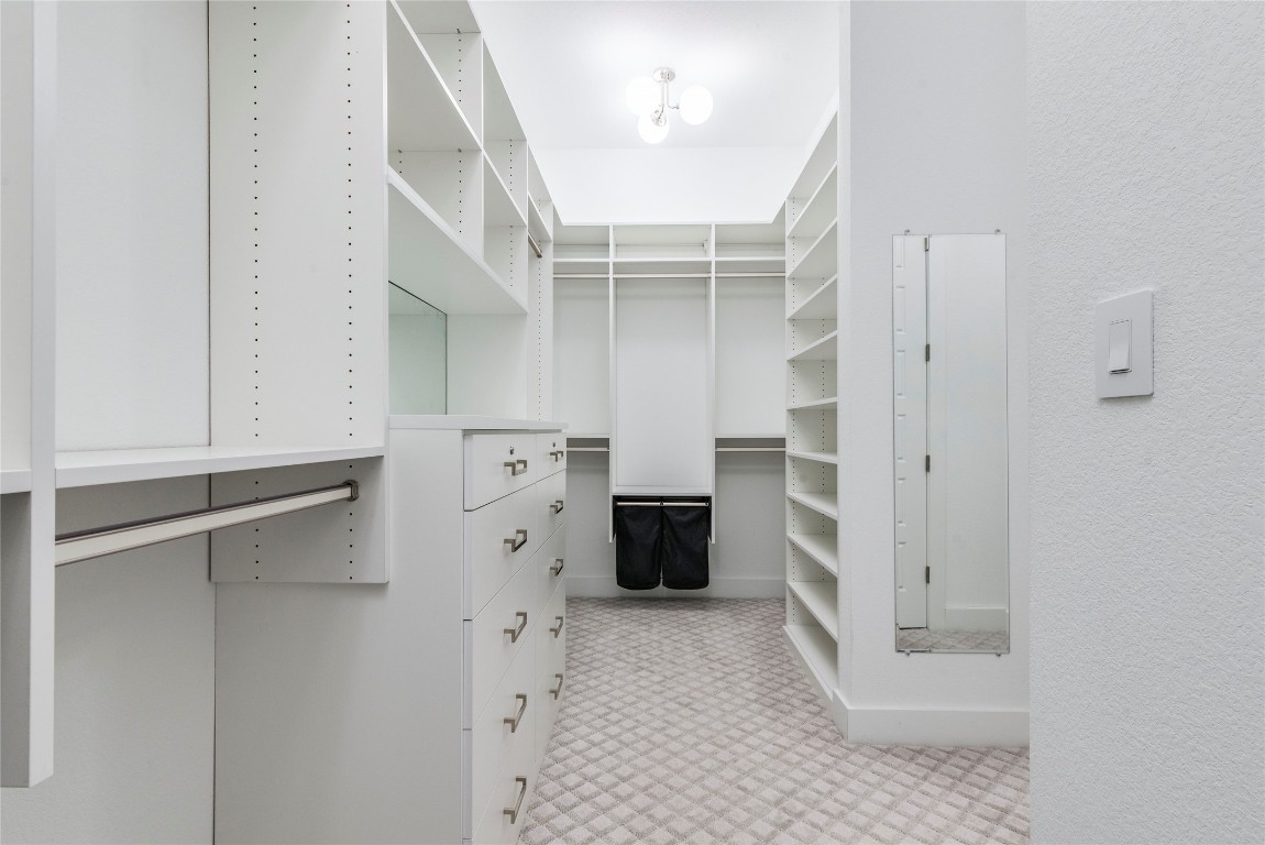 108 Gaucho Way Dripping Springs, TX 78620 - Photo 23 of 39 Primary Walkin Closet