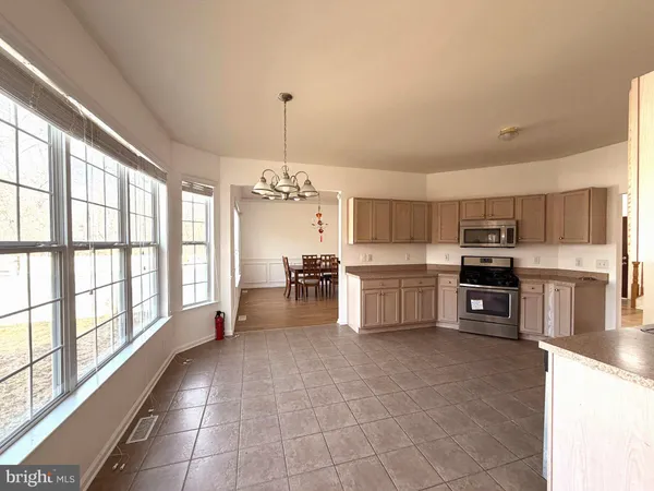 $3,200 | 101 Goldenrod Lane, Egg Harbor Township, NJ 08234
