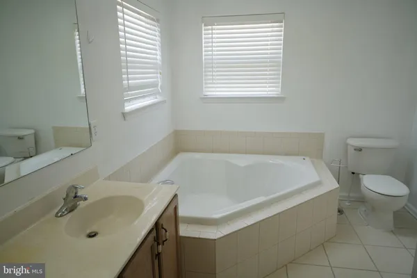 $3,200 | 101 Goldenrod Lane, Egg Harbor Township, NJ 08234