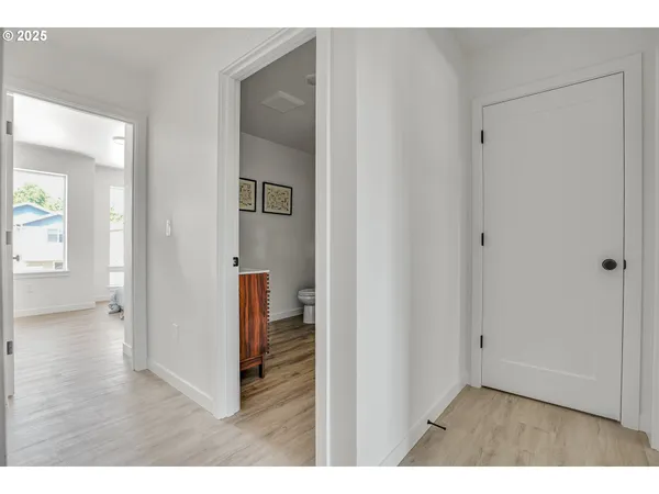 $242,500 | 14840 Northeast Couch Street, Unit 7, Portland, OR 97230