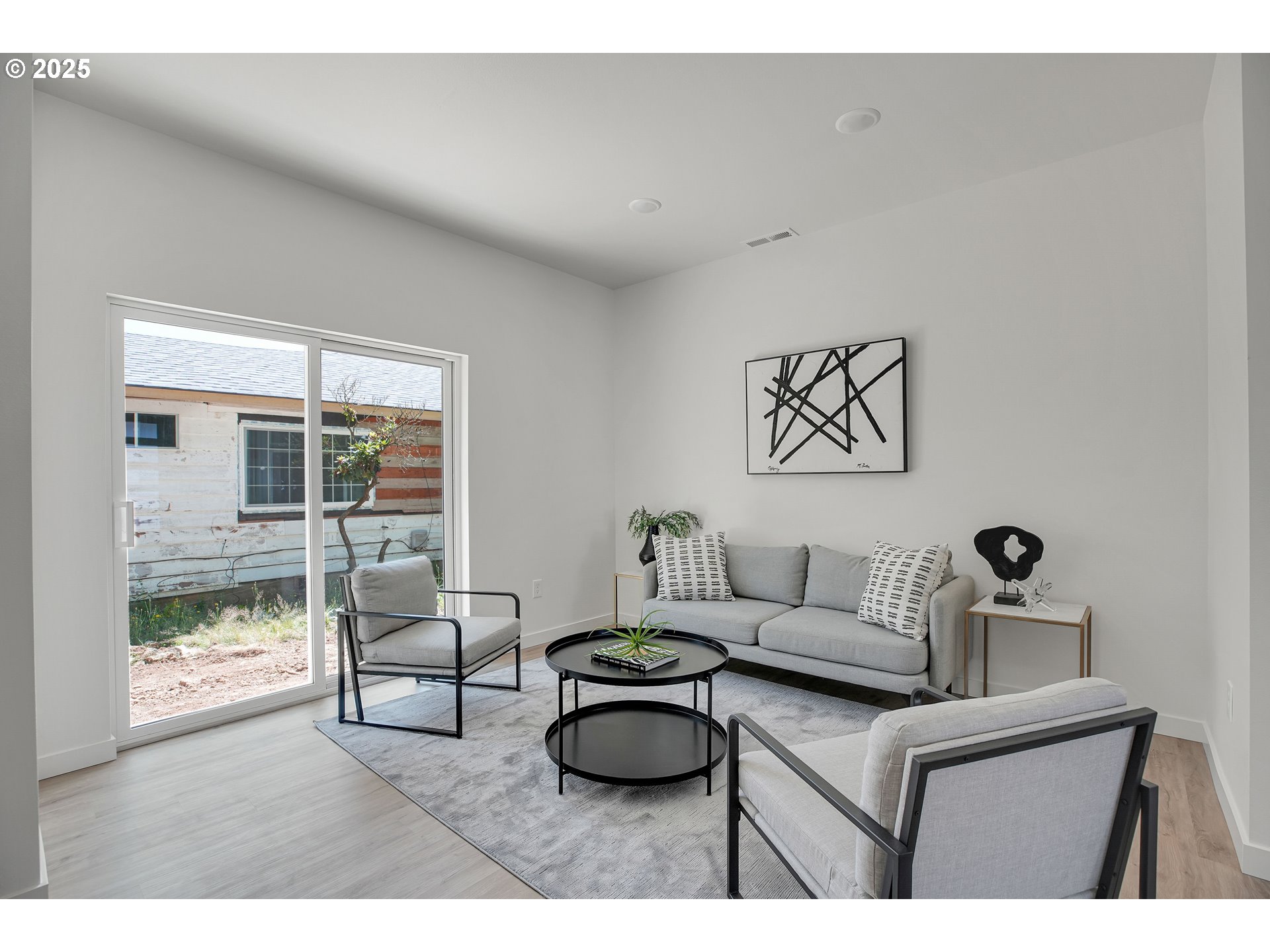 14840 Northeast Couch Street, Unit 7 Portland, OR 97230 - Photo 5 of 47