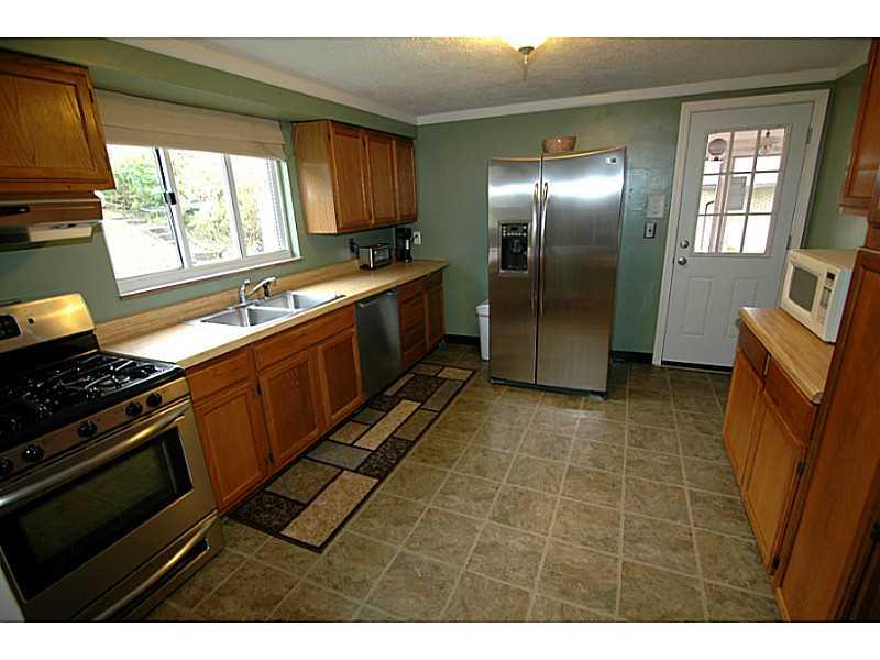 209 Hester Avenue McKees Rocks, PA 15136 - Photo 8 of 22 Kitchen.