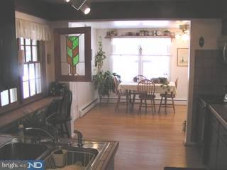 129 Windsor Road Yardley, PA 19067 - Photo 6 of 6 Gallery Image 6
