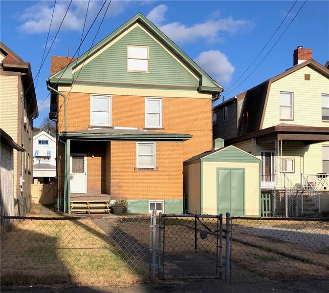 331 Russellwood Avenue McKees Rocks, PA 15136 - Photo 3 of 25