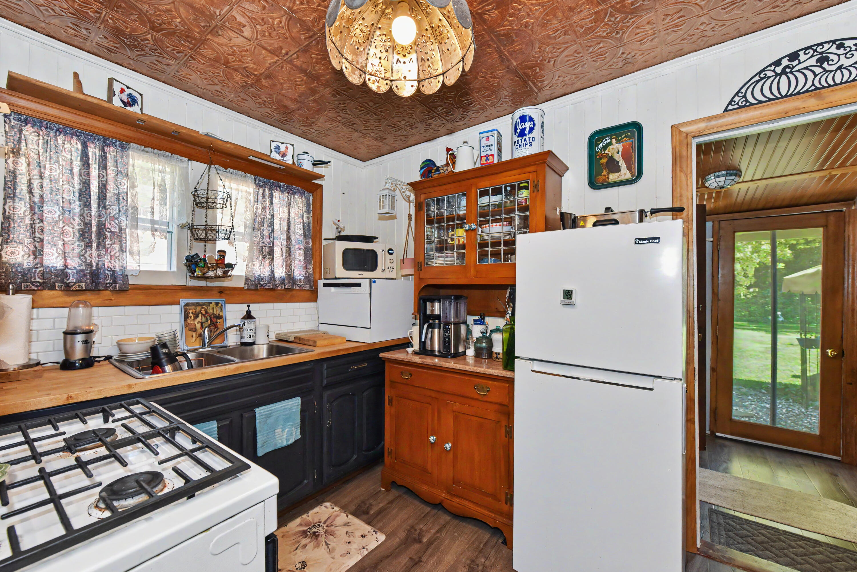 3329 Harrison Street Dover, WI 53139 - Photo 13 of 37 WIS_5069