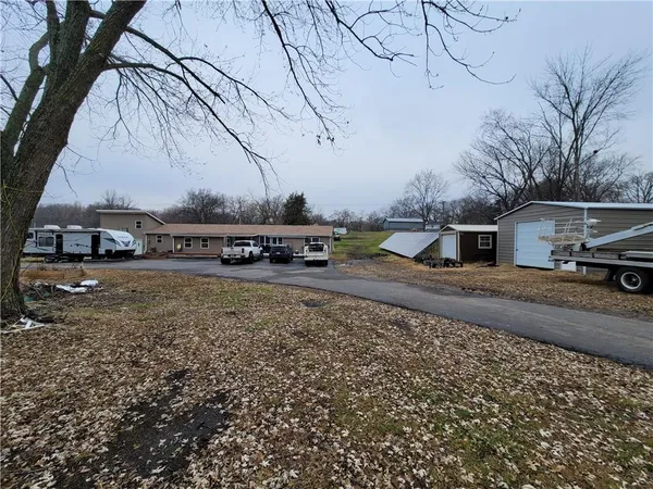 $319,900 | 506 South Washington Street, Maysville, MO 64469