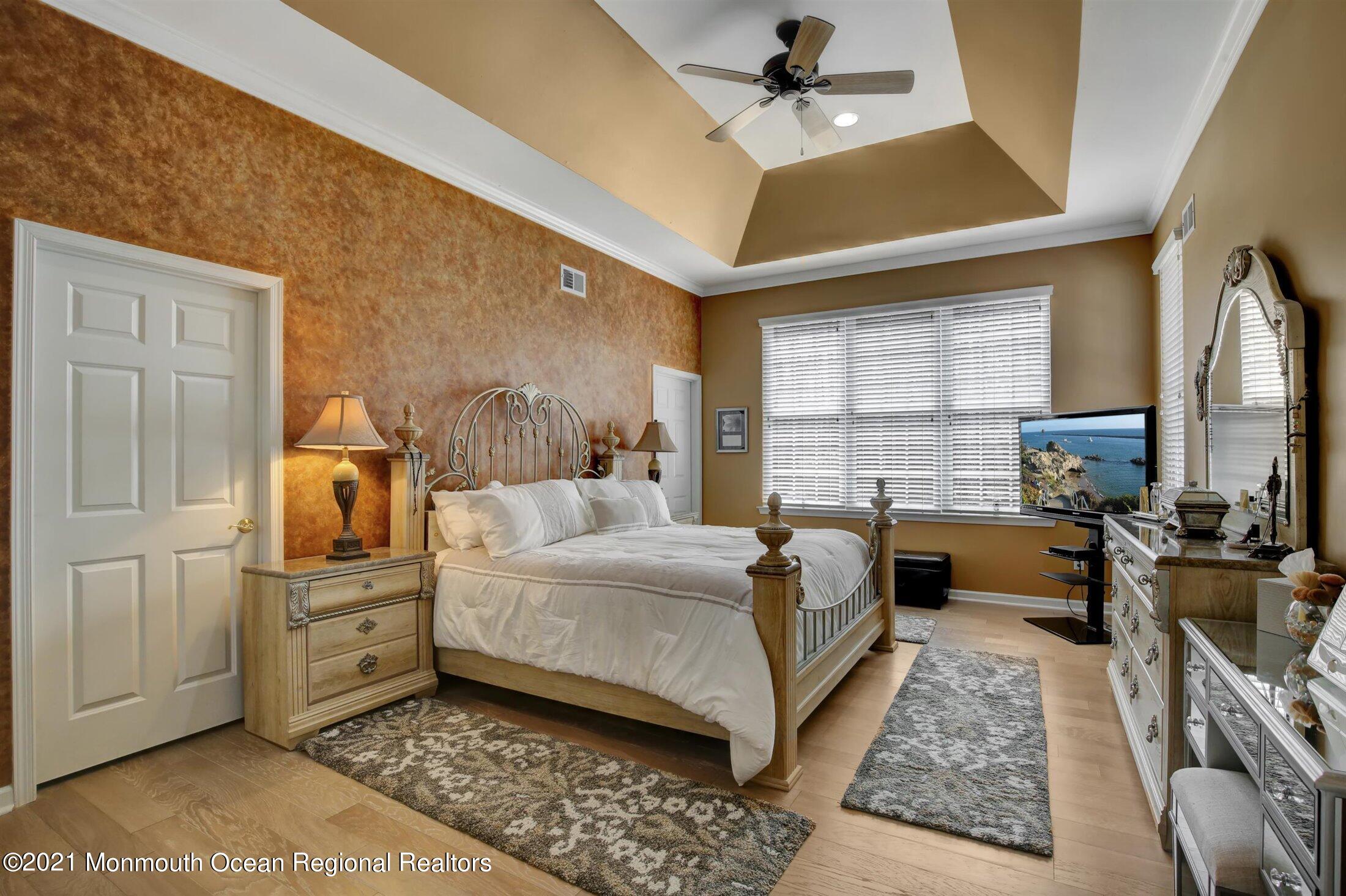 27 Muirfield Road Jackson, NJ 08527 - Photo 17 of 45 17-Master Bedroom