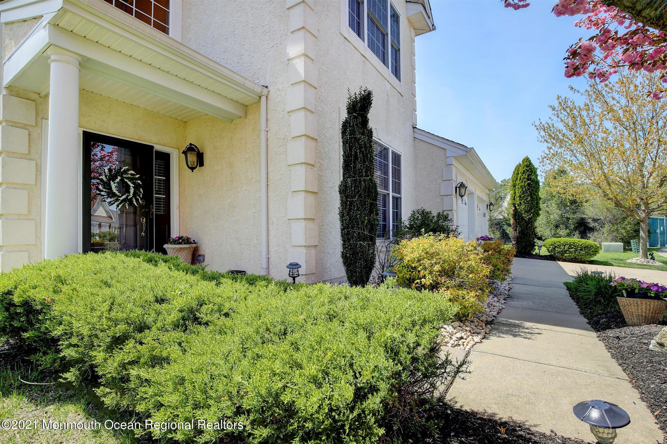 27 Muirfield Road Jackson, NJ 08527 - Photo 3 of 45 03-Front of Home