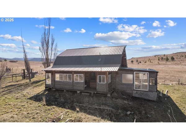 $229,000 | Roulet Loop, Elgin, OR 97827