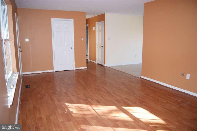 70 Greenfield Road Front Royal, VA 22630 - Photo 14 of 28 Living Room