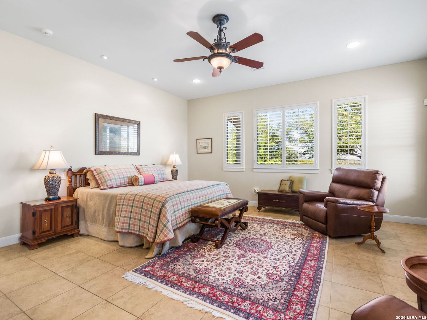 1000 Landmark Kerrville, TX 78028 - Photo 33 of 71 a living room with furniture rug and window