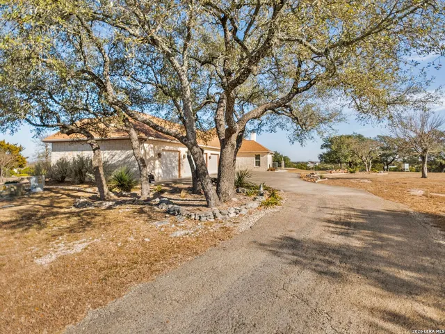 $1,375,000 | 1000 Landmark, Kerrville, TX 78028