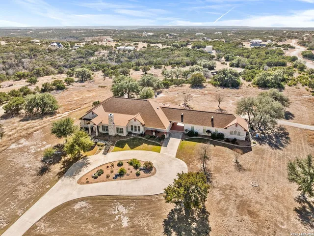 $1,375,000 | 1000 Landmark, Kerrville, TX 78028